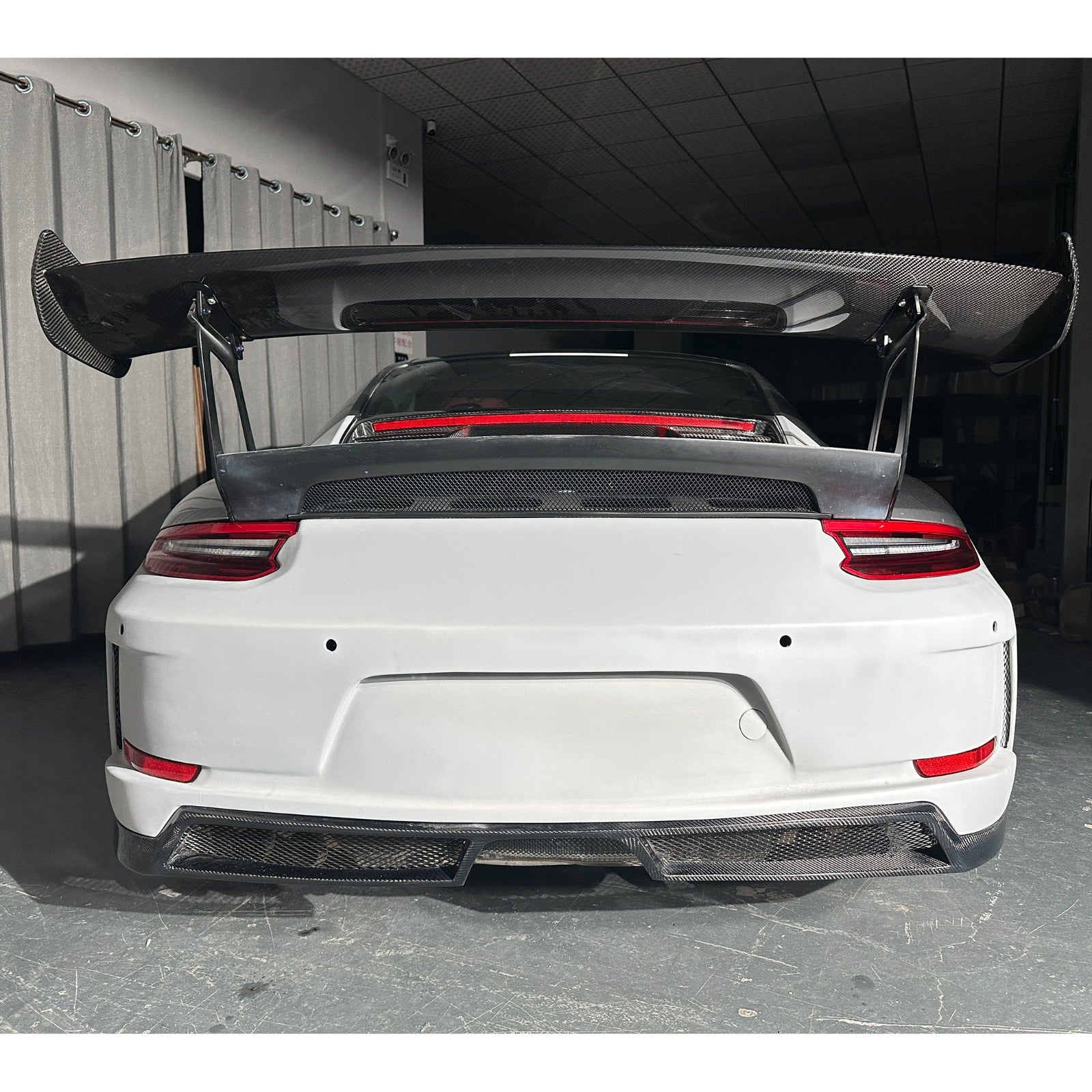 GT3RS Style Carbon Fiber Rear Wing W/ Trunk - 911 Carrera 991.1 991.2 2010-2018