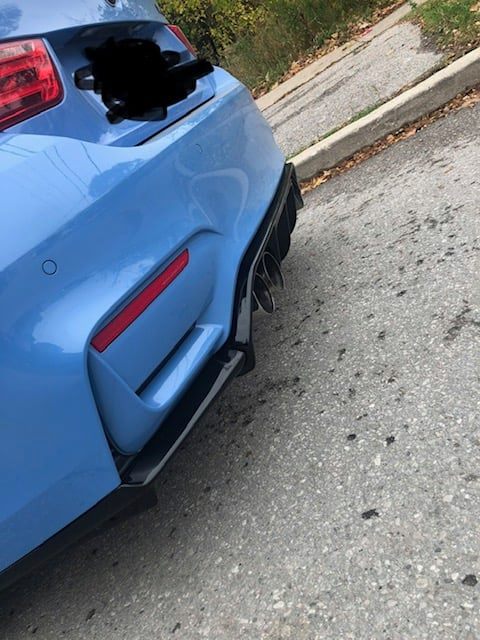 ABS Gloss Black V Style Rear Bumper Diffuser W/LED Brakelight - BMW M3/M4 F80/F82/F83 2015-2020