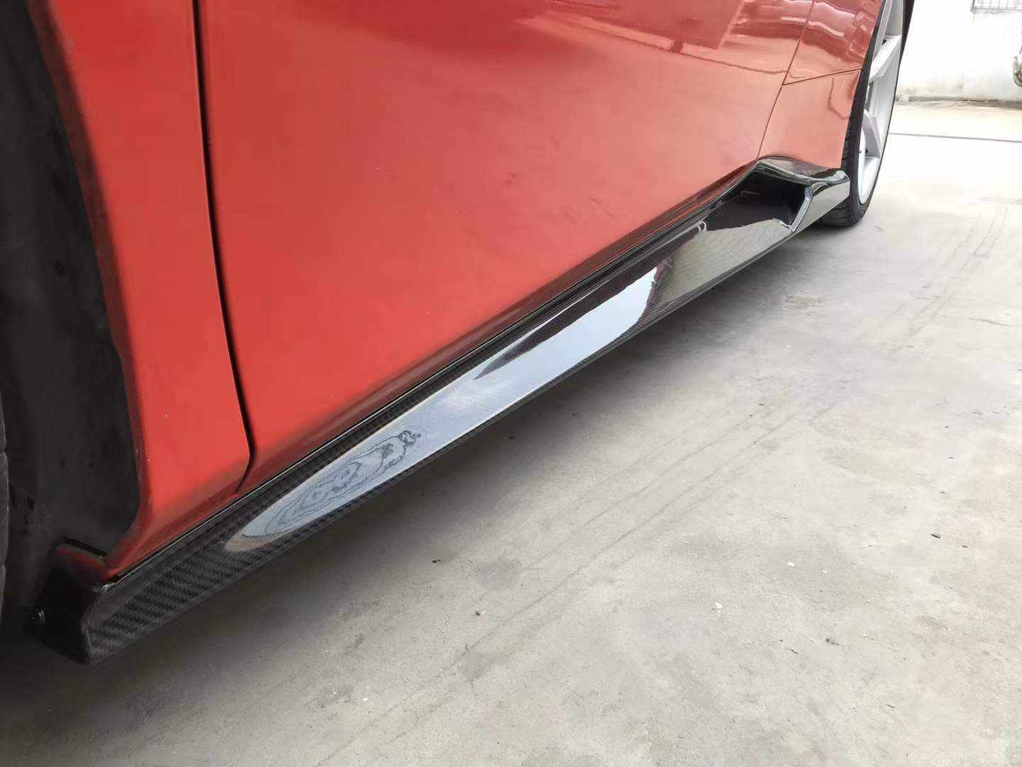 Ferrari 488 Carbon Fiber Side Skirts
