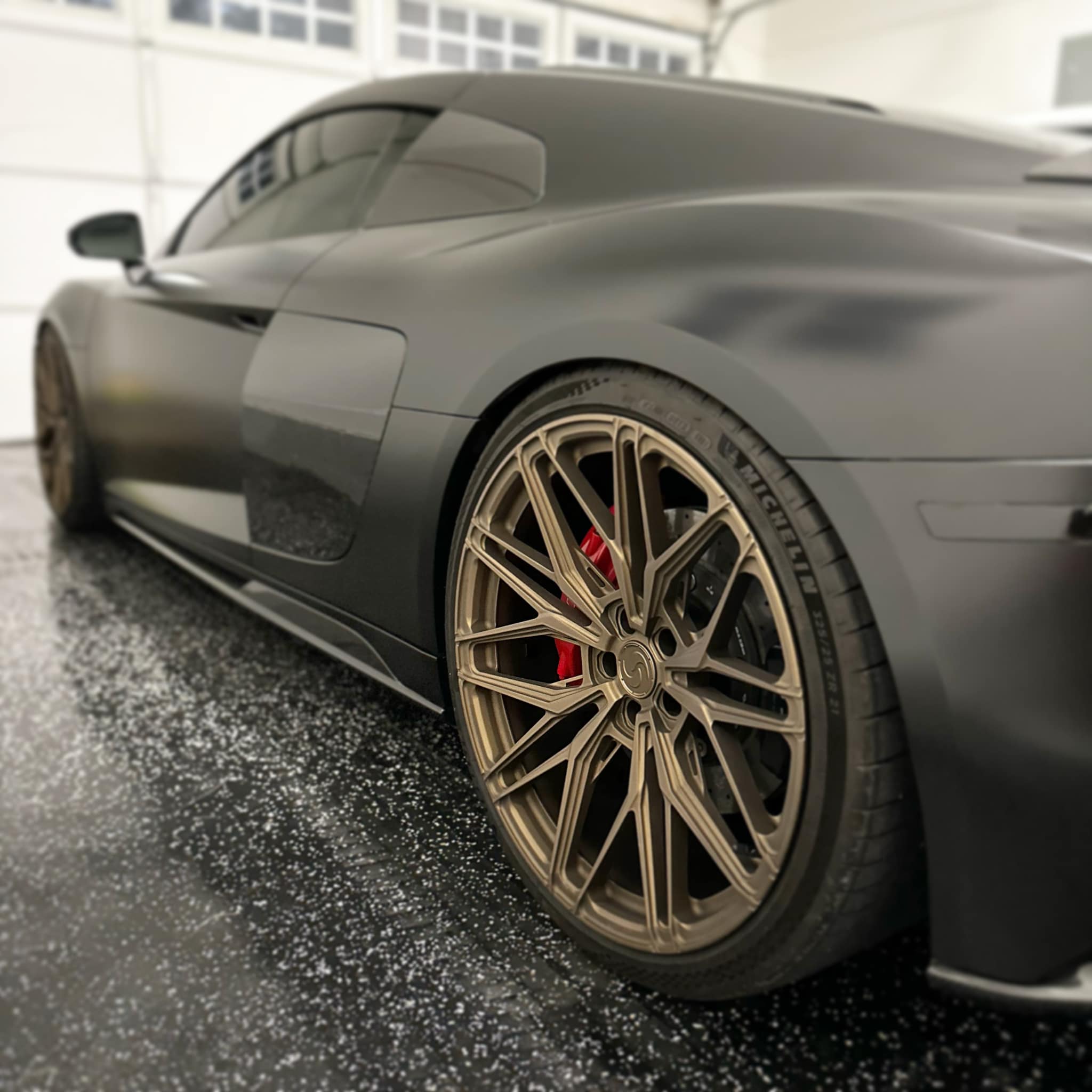 Carbon Fiber Side Skirts - Audi R8 V10