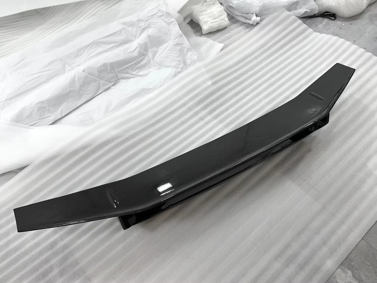 Prepreg Carbon Fiber Tecnica Style Rear Wing w/ base - Lamborghini Huracan Evo LP610 LP580