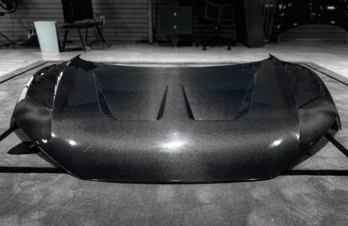Audi R8 Gen 2 Carbon Fiber AE Vented Hood