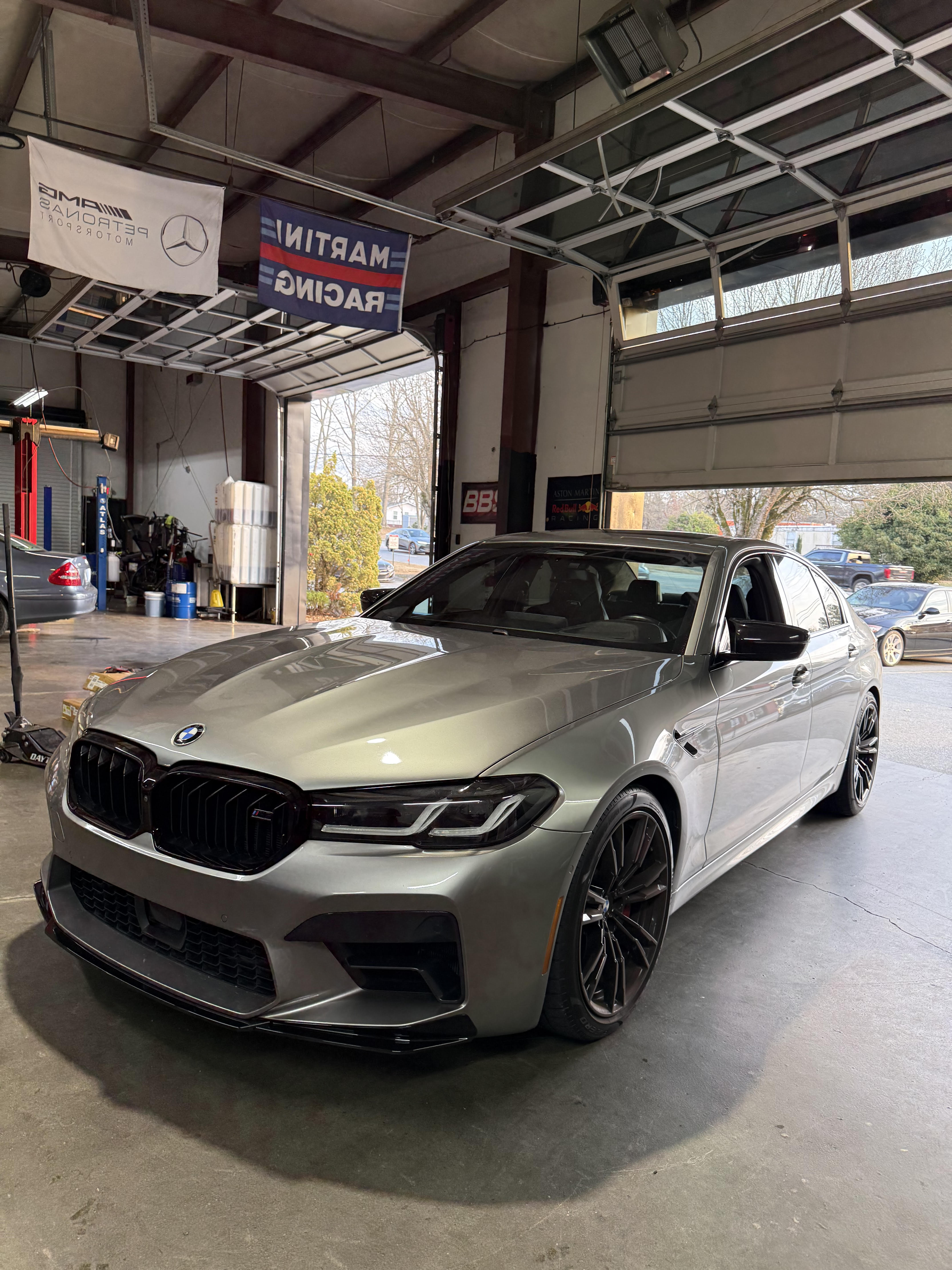 MP Style Gloss Black Front Lip - BMW G30 M5 2021-2024 (Facelift)