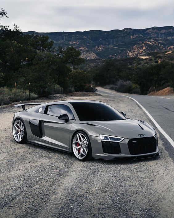 Carbon Fiber Front Lip - Audi R8 V10 Plus