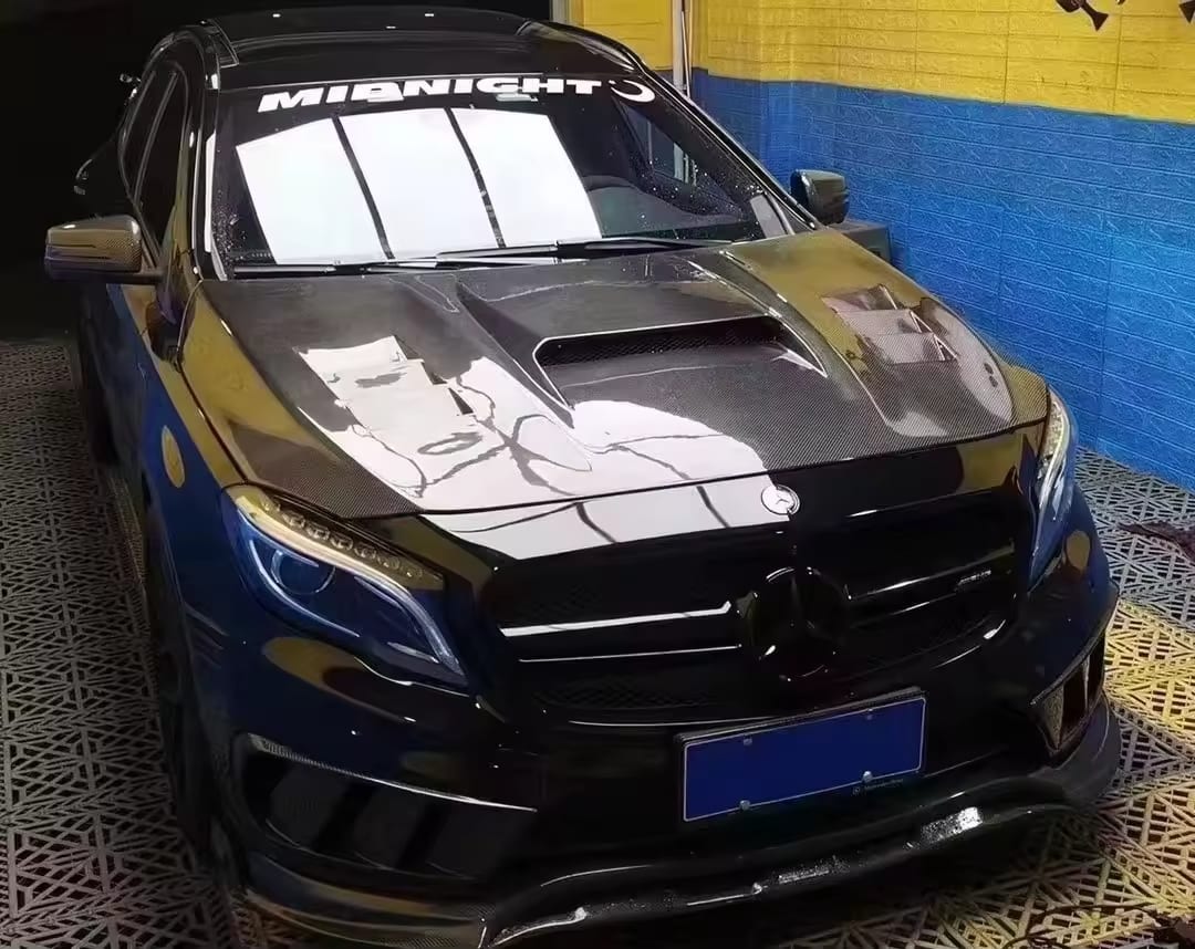 Carbon Fiber Vented engine Hood - Mercedes Benz GLA X156