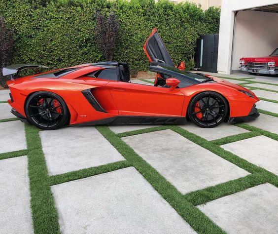 Lamborghini Aventador Artisan Wing with Base Panel