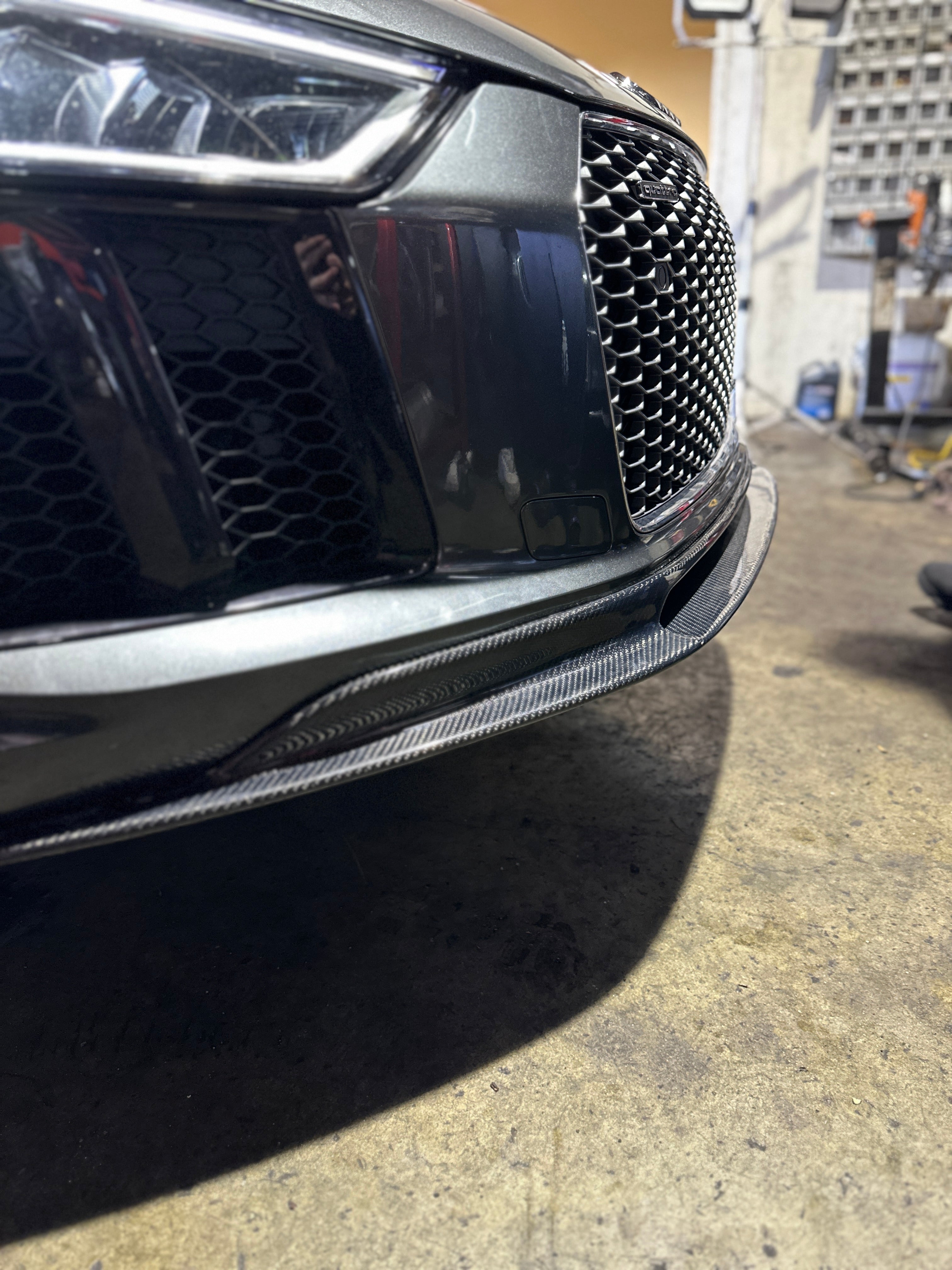 Carbon Fiber Front Lip - Audi R8 V10