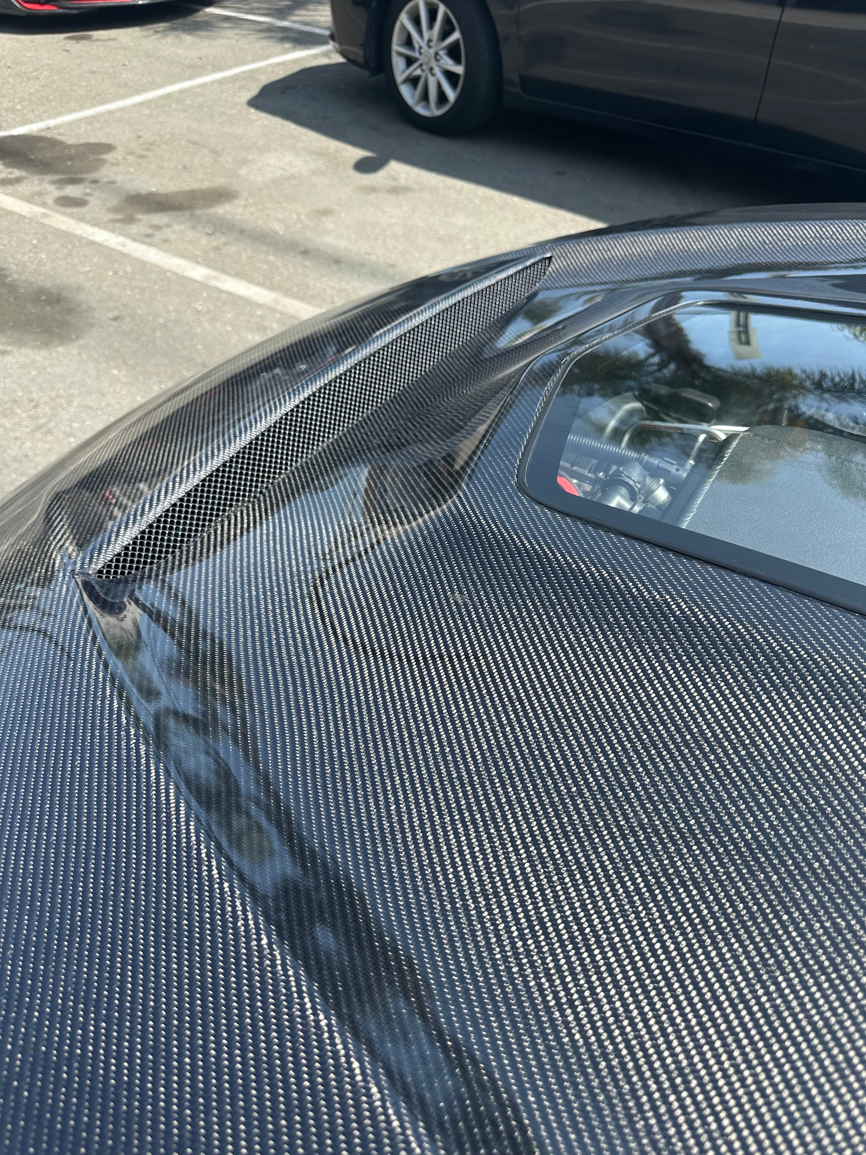 Carbon Fiber GTS Engine hood Cover w/ transparent Window - BMW M3 M4 F80 F82 F83