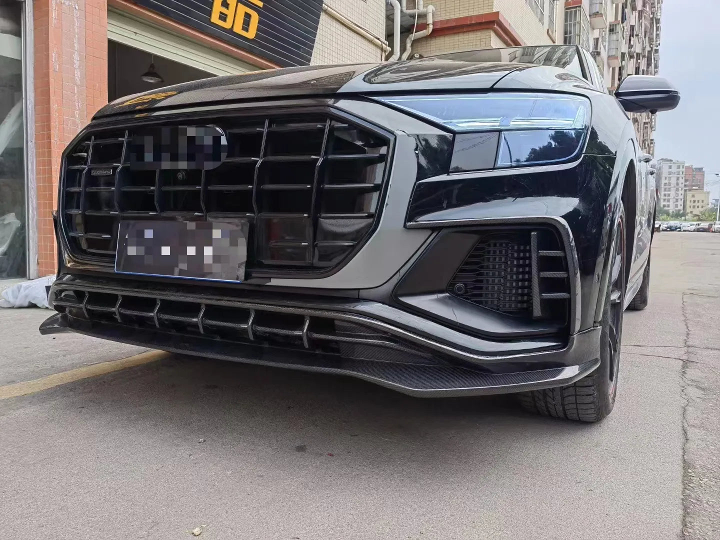 Carbon Fiber AP Style Aero kit - Audi Q8 RSQ8