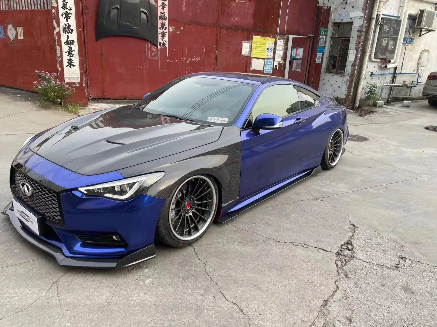 Carbon Fiber Front Side Fenders Set V1 - Infiniti Q60