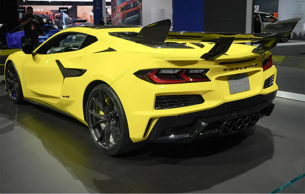 Prepreg Carbon Fiber ZR1 Stlye Rear Wing - Chevrolet Corvette C8