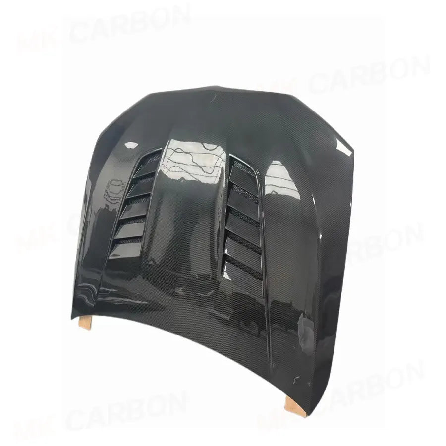 V Style Carbon Fiber Hood - BMW M5 F90