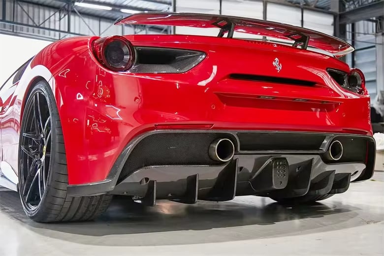N style Carbon Fiber Rear Diffuser - Ferrari 488/ GTB / Spyder