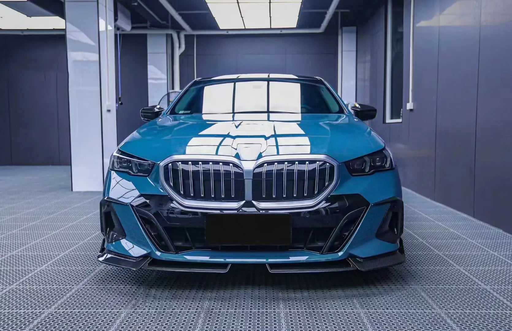 Dry Carbon Fiber MP Aero Body Kit - BMW 5 Series G60