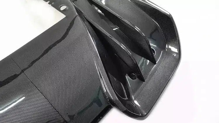 McLaren MP4-12C/650S Carbon Fiber Finned Diffuser
