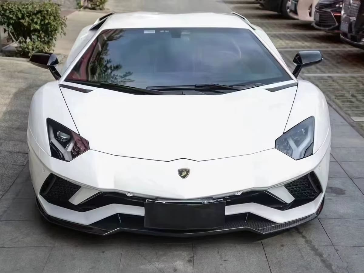 Prepreg Carbon Fiber OEM Style Aerodynamic Bodykit - Lamborghini Aventador / S LP740