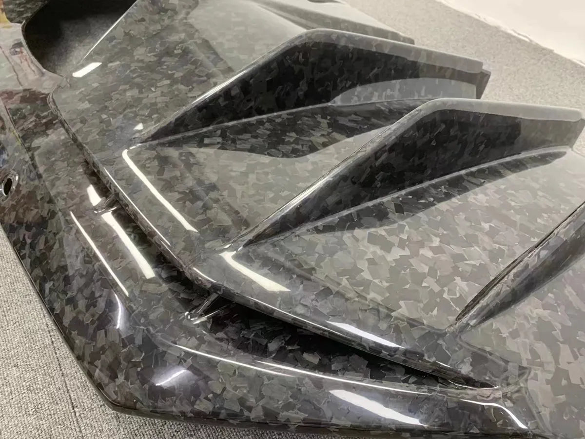 Prepreg Carbon Fiber OEM Style Aerodynamic Bodykit - Lamborghini Aventador / S LP740