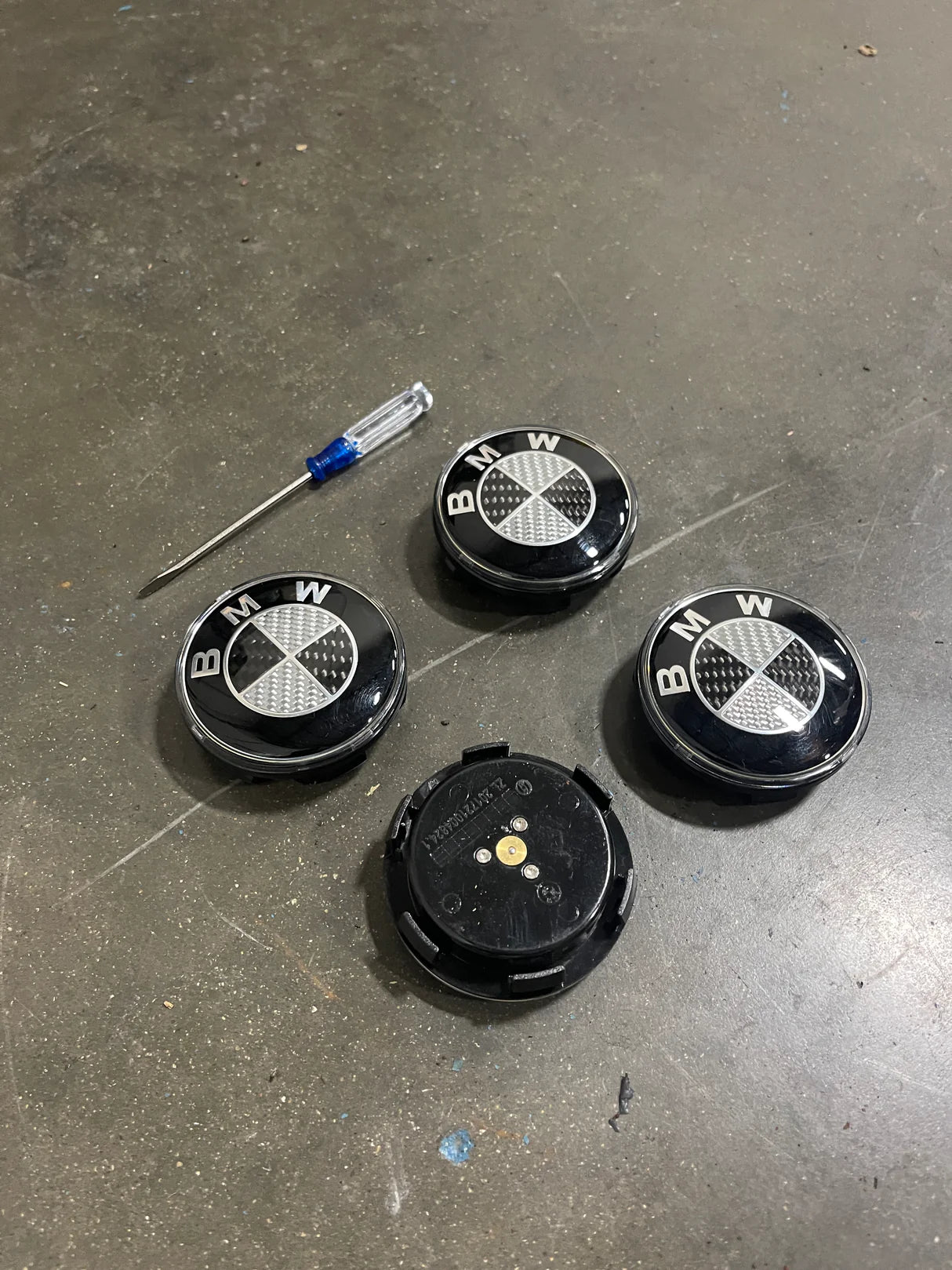 BMW Carbon Fiber Floating Wheel Caps - BMW