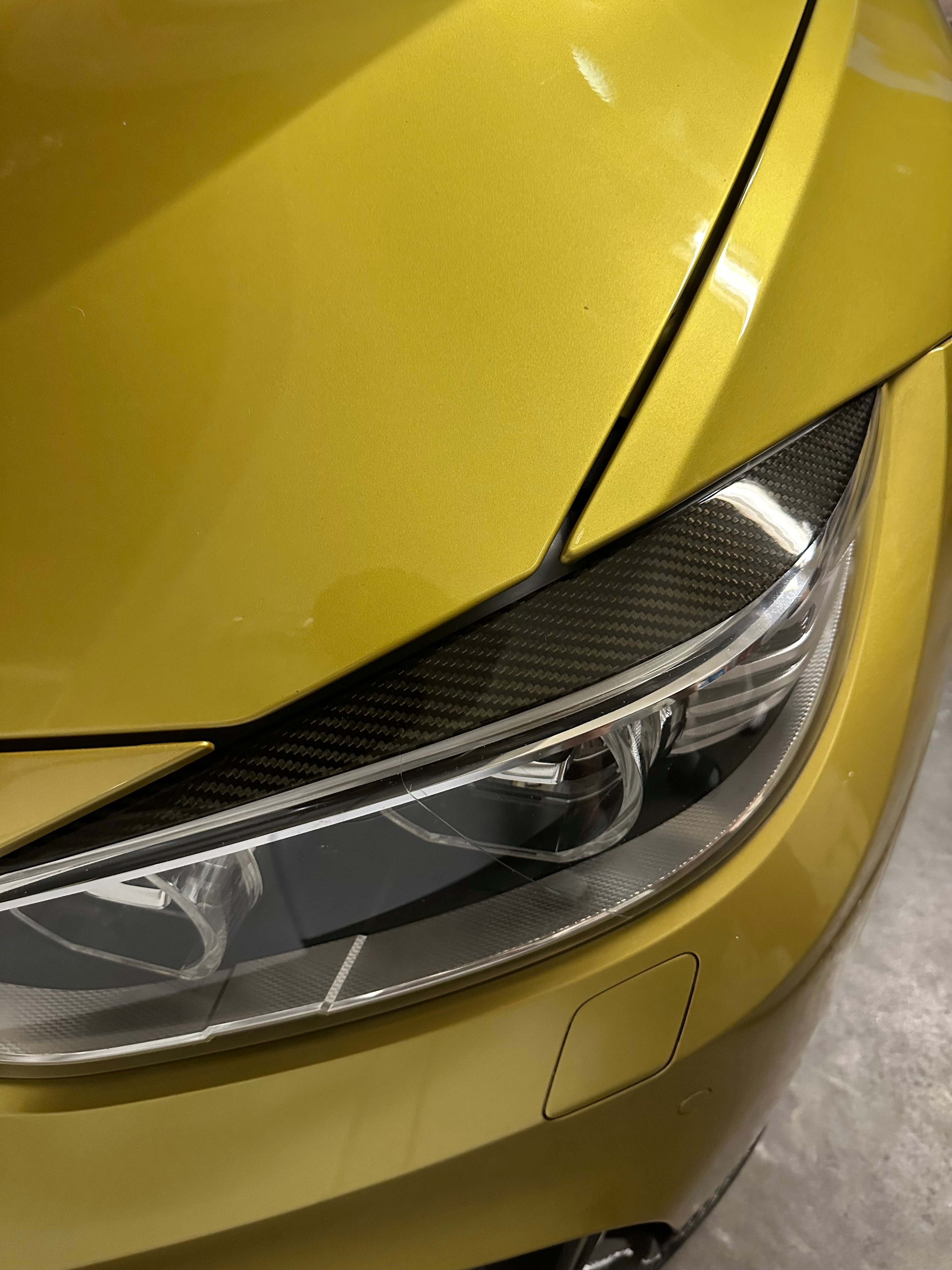 Carbon Fiber Eyelid Headlight Trim - BMW F80 M3 & F82 / F83 M4