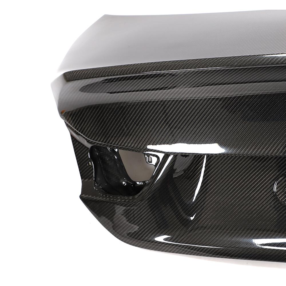 LW Style Carbon Fiber Duckbill Trunk - BMW F82 M4