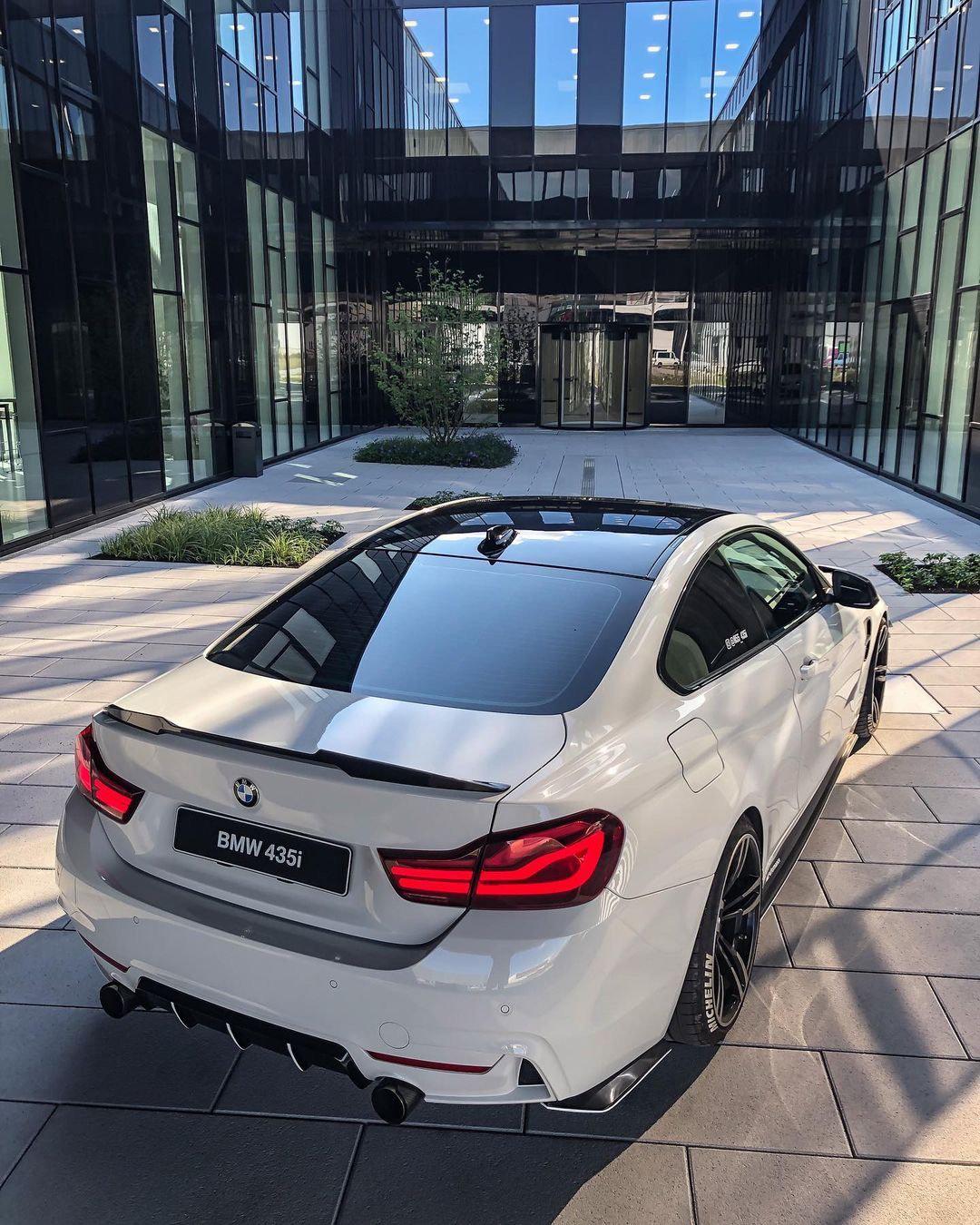M4 Style Carbon Fiber Trunk Spoiler - BMW F32 / F33 / F36 4 Series
