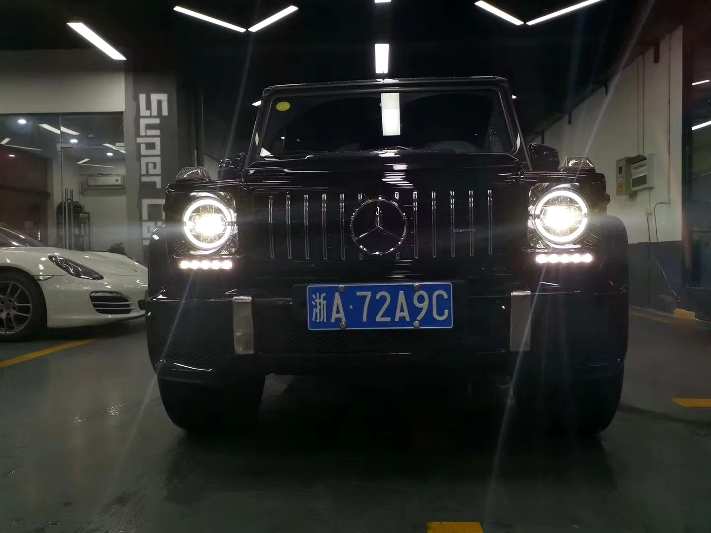 Upgrade W464 Style LED Headlights - Mercedes Benz G Class G500 G63 W463