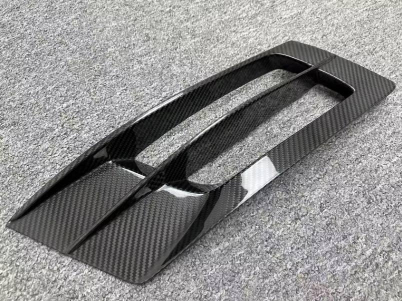 Carbon Fiber Rear Vent Trims for Porsche 911 992 Turbo S 2021+