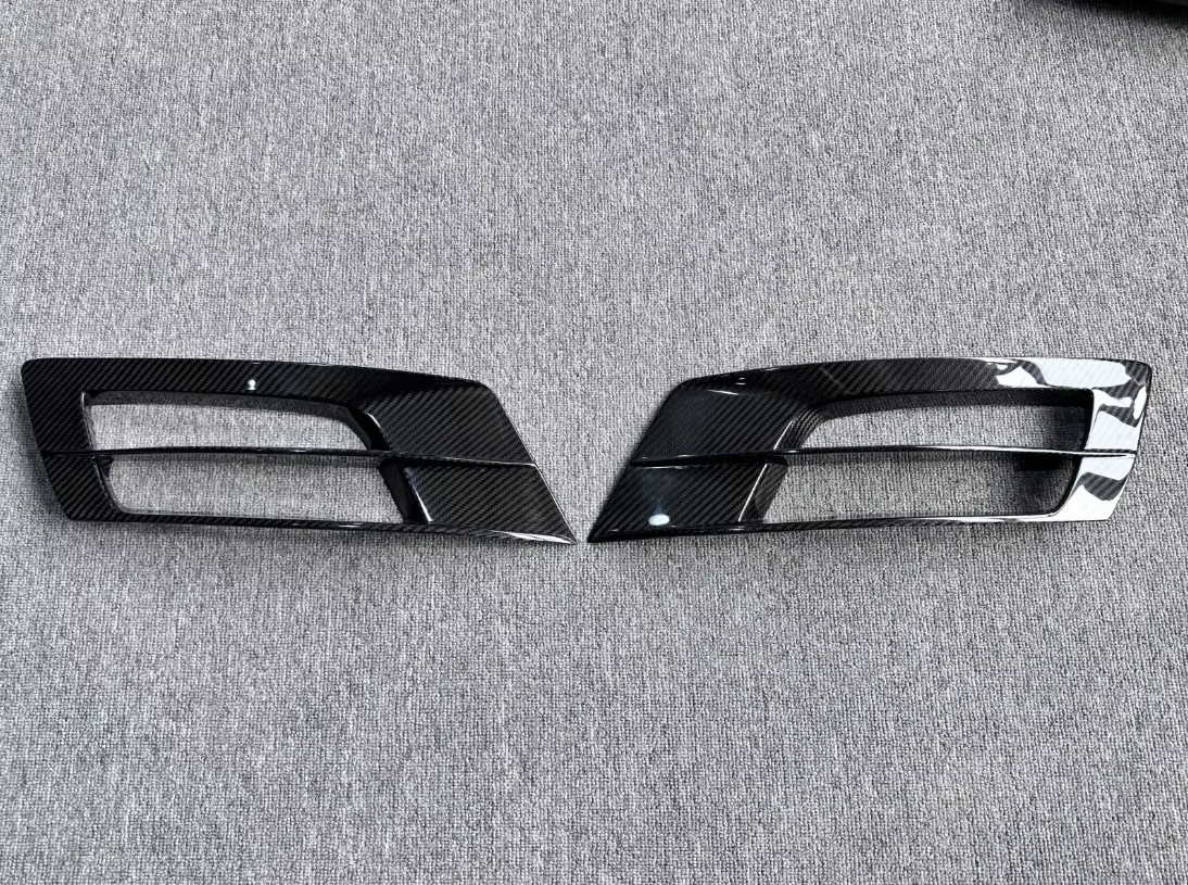 Carbon Fiber Rear Vent Trims for Porsche 911 992 Turbo S 2021+