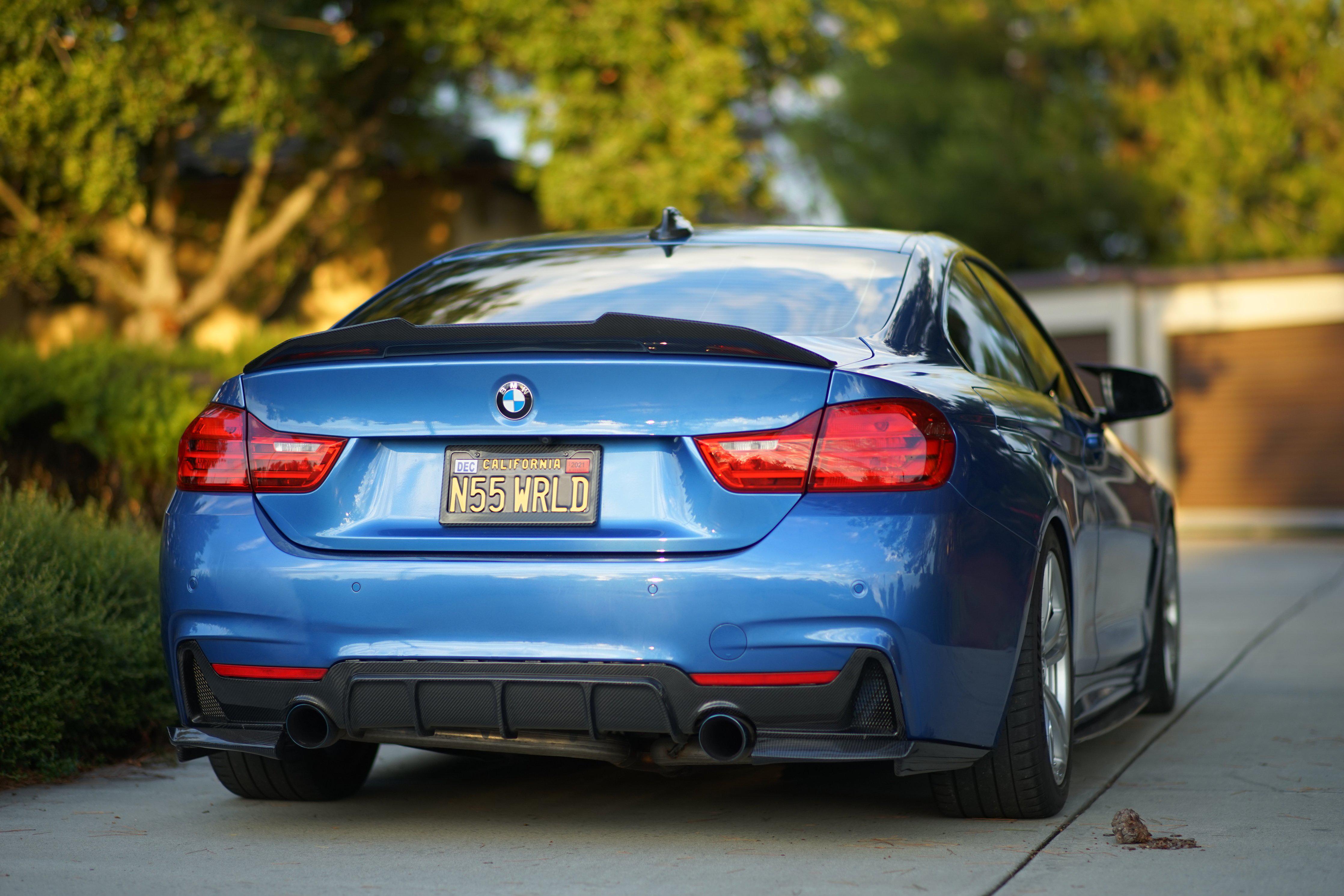V Style Carbon Fiber Rear Canard Splitters - BMW F80 M3 & F82 / F83 M4