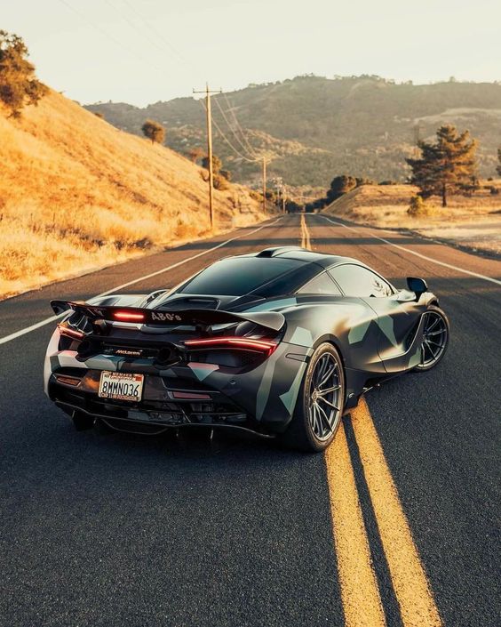 McLaren 720s/750s V Style Carbon Fiber Spoiler