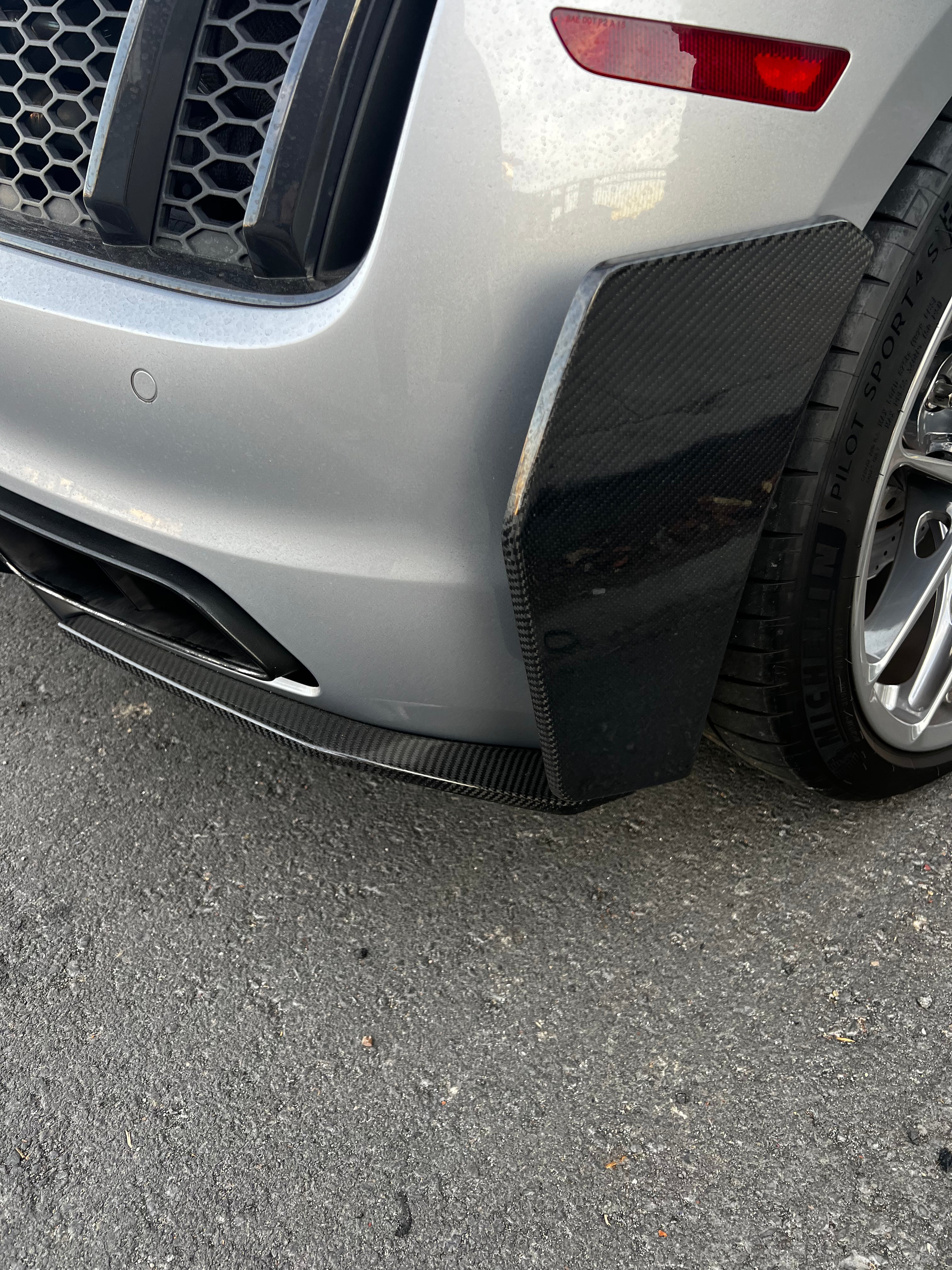 Audi R8 Carbon Fiber Rear Canard Winglet