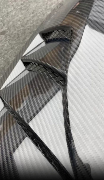 Carbon Fiber Front Vented Fenders V2 - BMW F87 M2