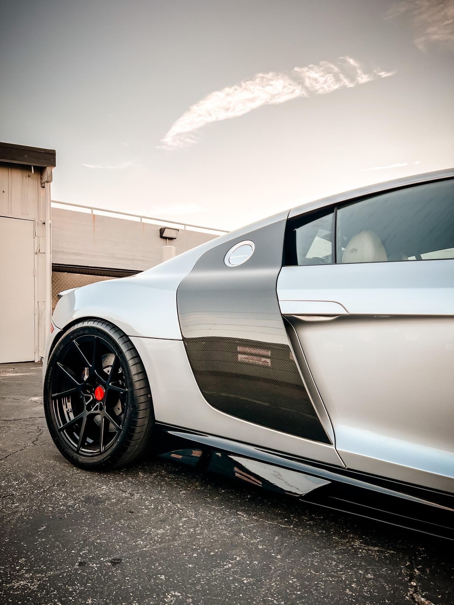 Audi R8 Gen 1 Carbon Fiber Door Panel Trim