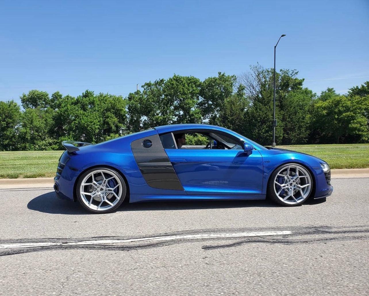 Audi R8 Gen 1 Carbon Fiber Door Panel Trim