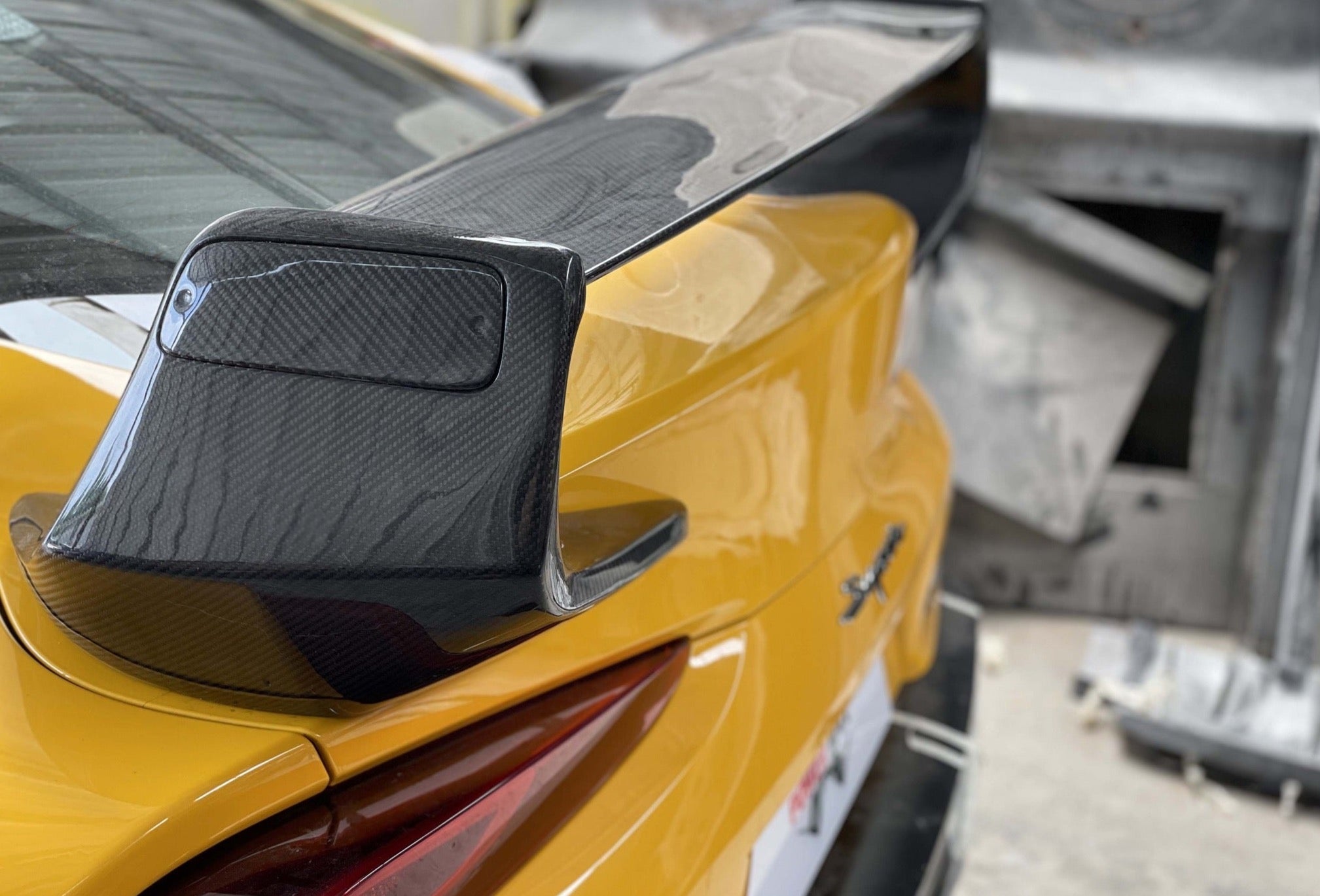 Carbon Fiber Rear Spoiler ST-Style Trunk Wing for A90 Supra