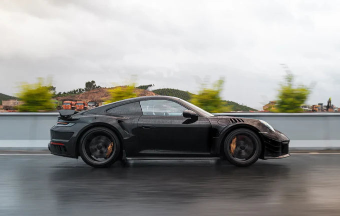 Dry Carbon Fiber Vented Front Fenders - Porsche 911 992 Turbo S