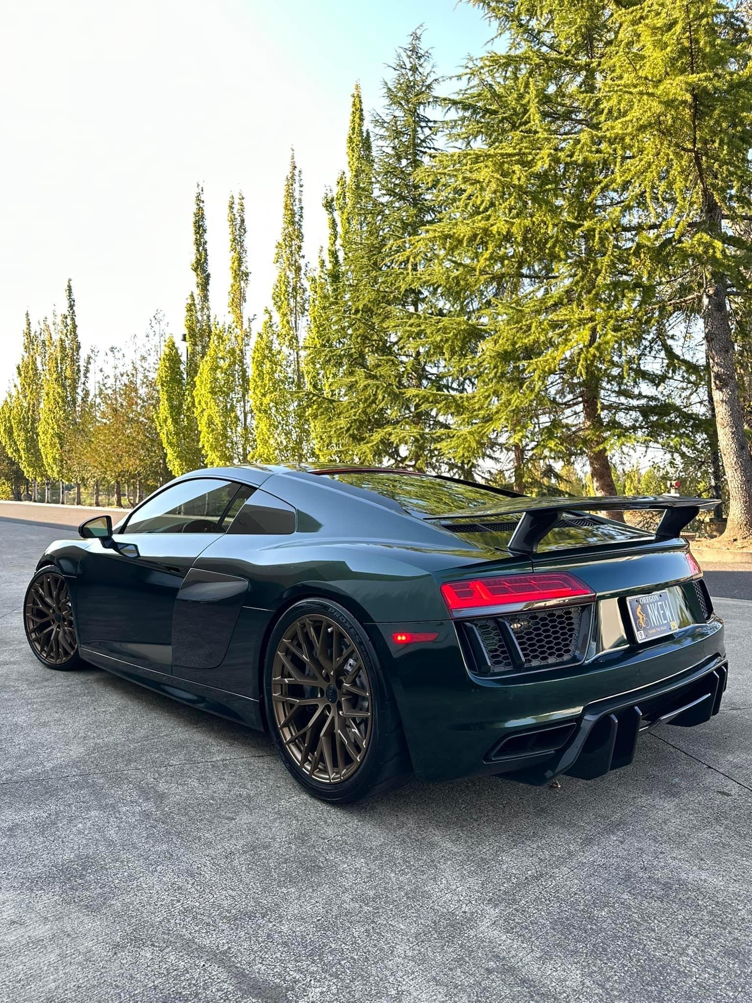 Audi R8 Aggressive Artisan Carbon Fiber Rear Diffuser