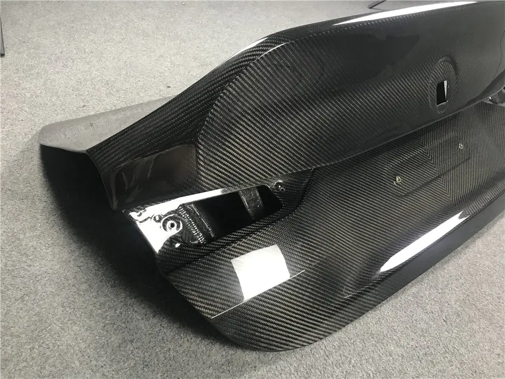 Prepreg Carbon Fiber CSL Trunk - BMW G80 M3/G82/G83 M4