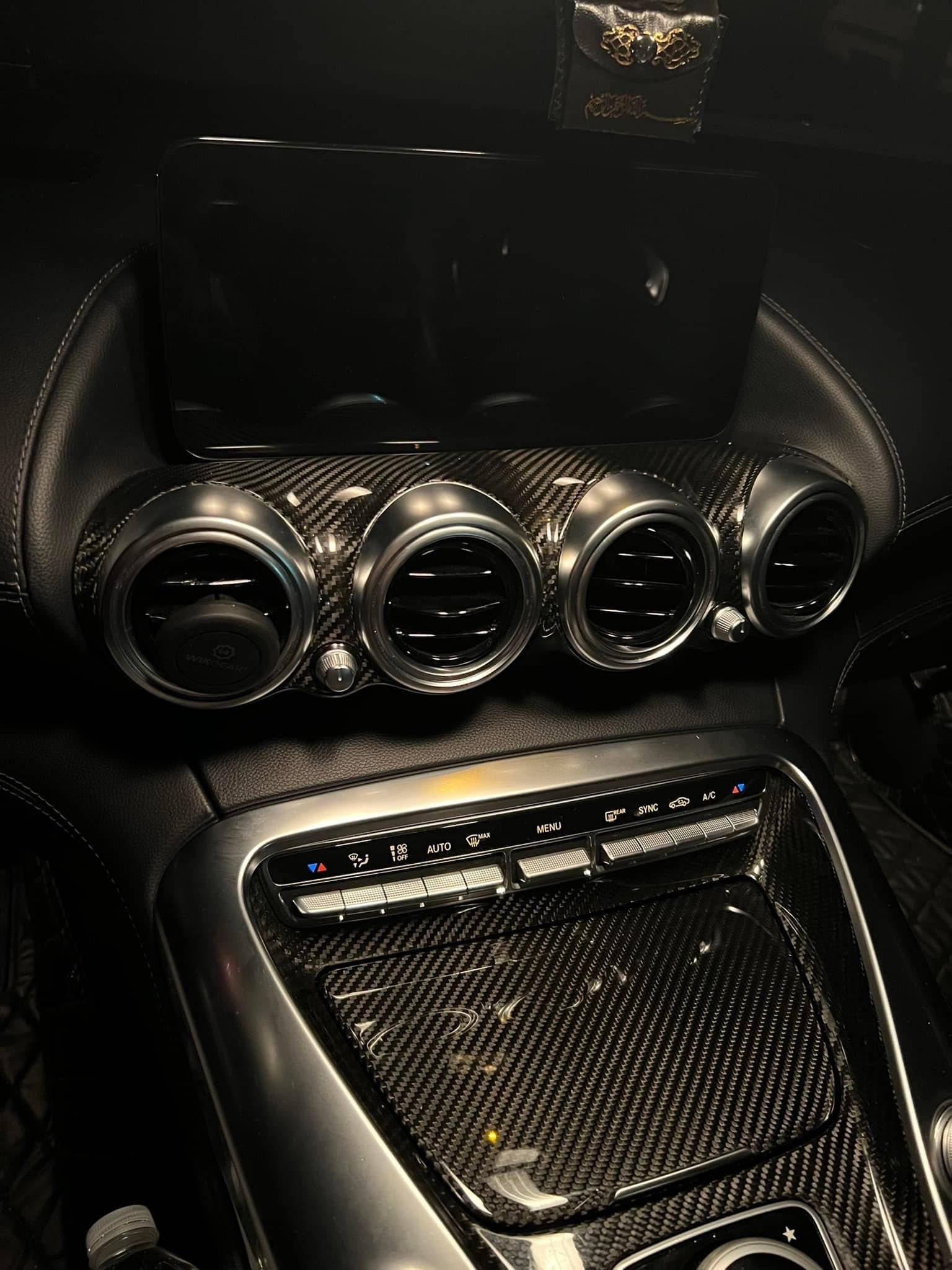 Mercedes AMG GT Apple Car Play Screen Upgrade