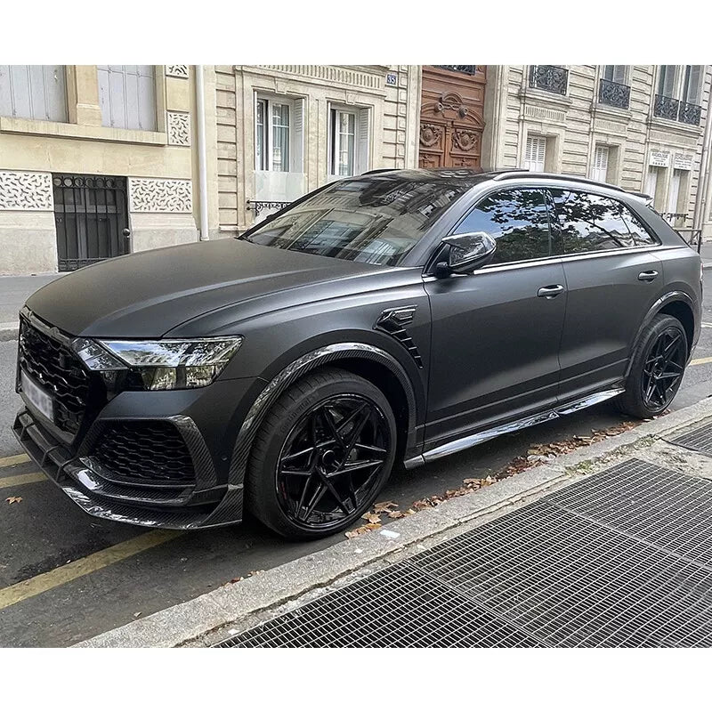 Carbon Fiber Side Skirts - Audi RSQ8