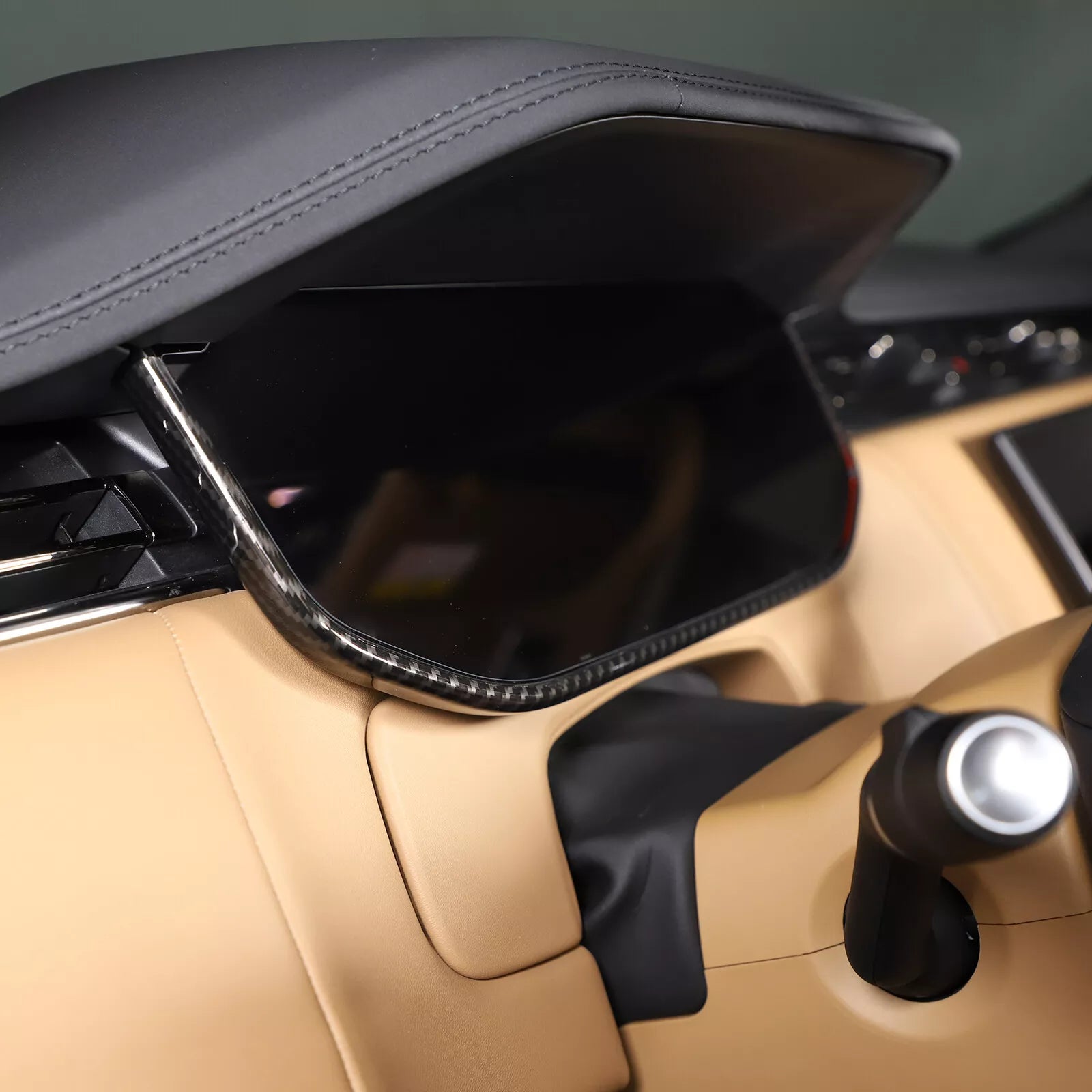 Range Rover Sport/Vogue 23+ Dry Carbon Fiber Car Interior kit