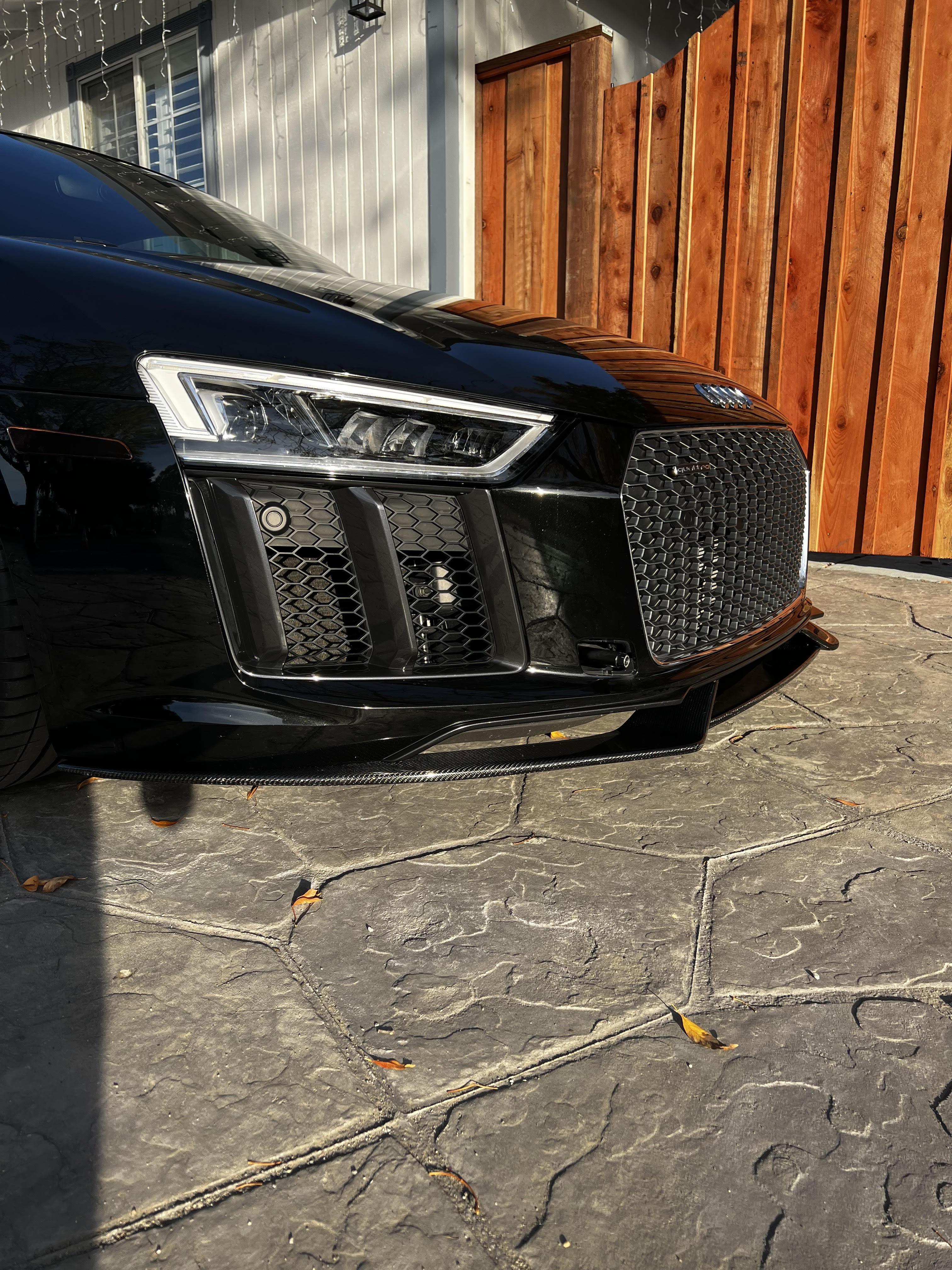 Audi R8 3Pc Artisan Carbon Fiber Front Lip