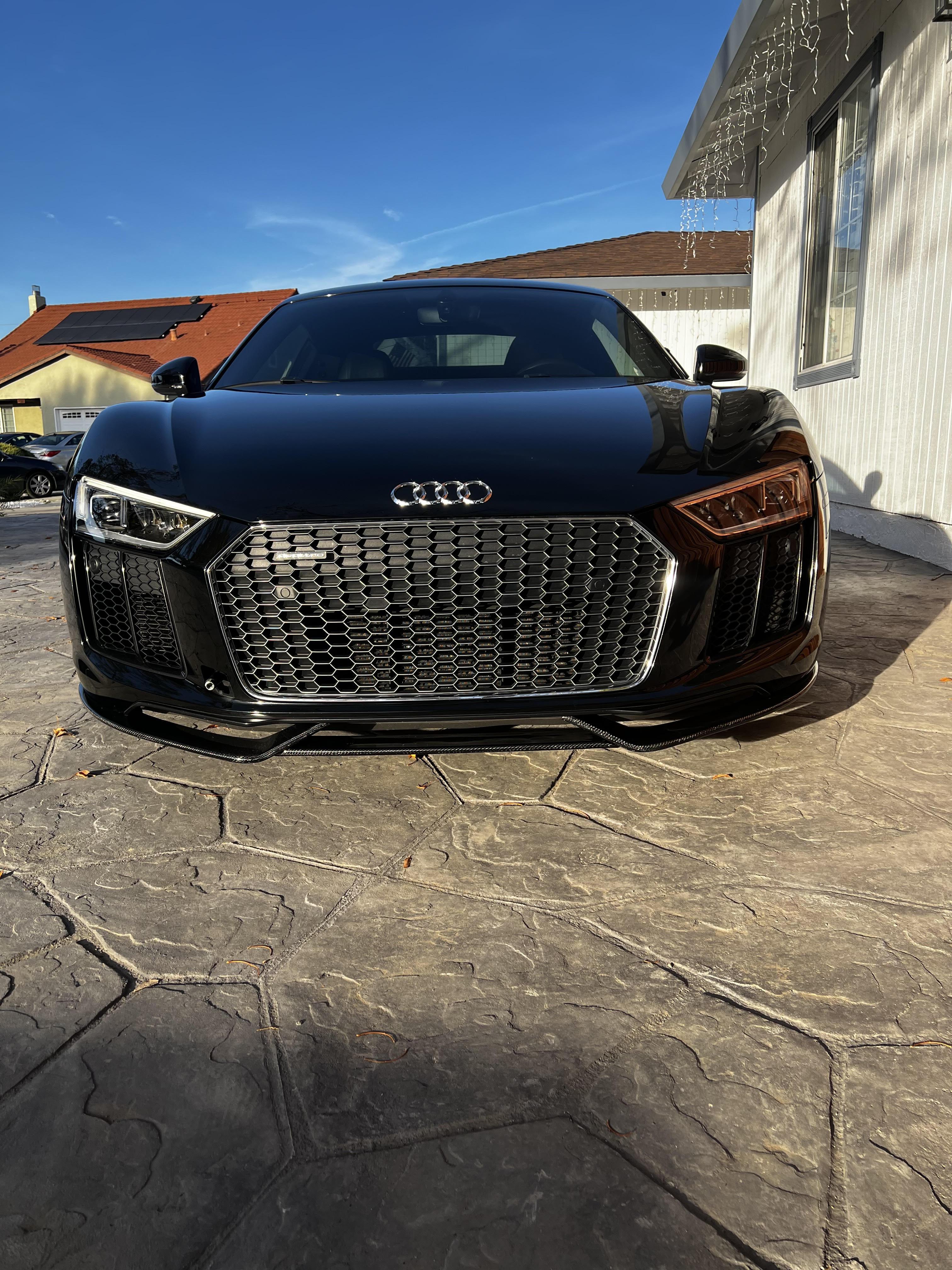 Audi R8 3Pc Artisan Carbon Fiber Front Lip