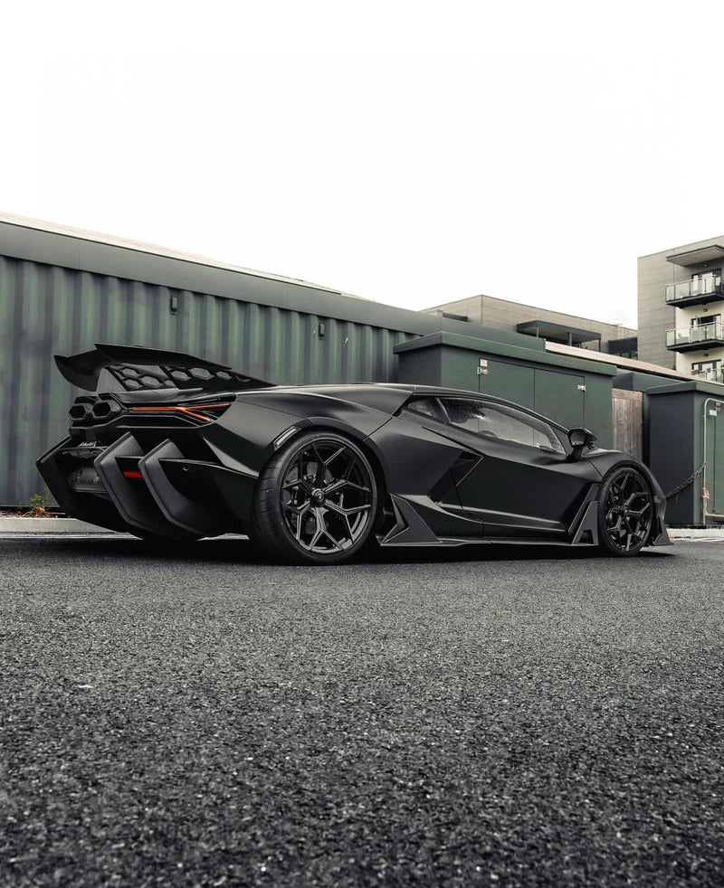 Carbon Fiber DK Aero Body Kit - Lamborghini Revuelto