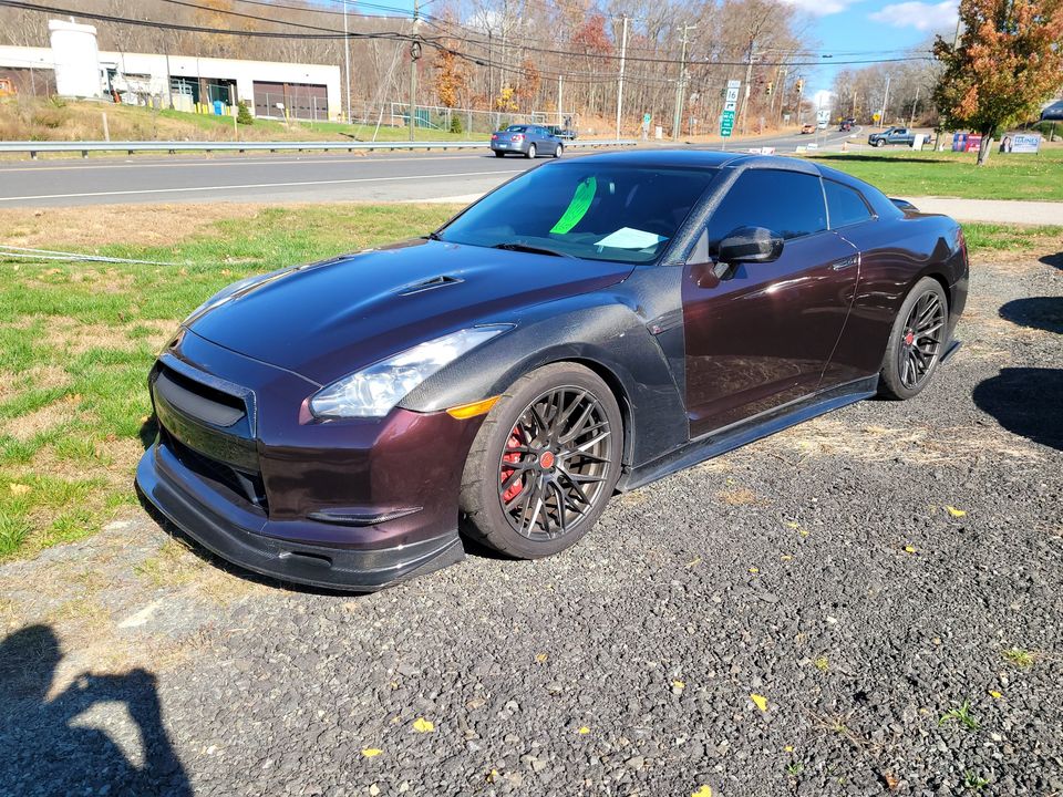 OEM Style Carbon Fiber Front Fender Replacment Set - Nissan GTR R35