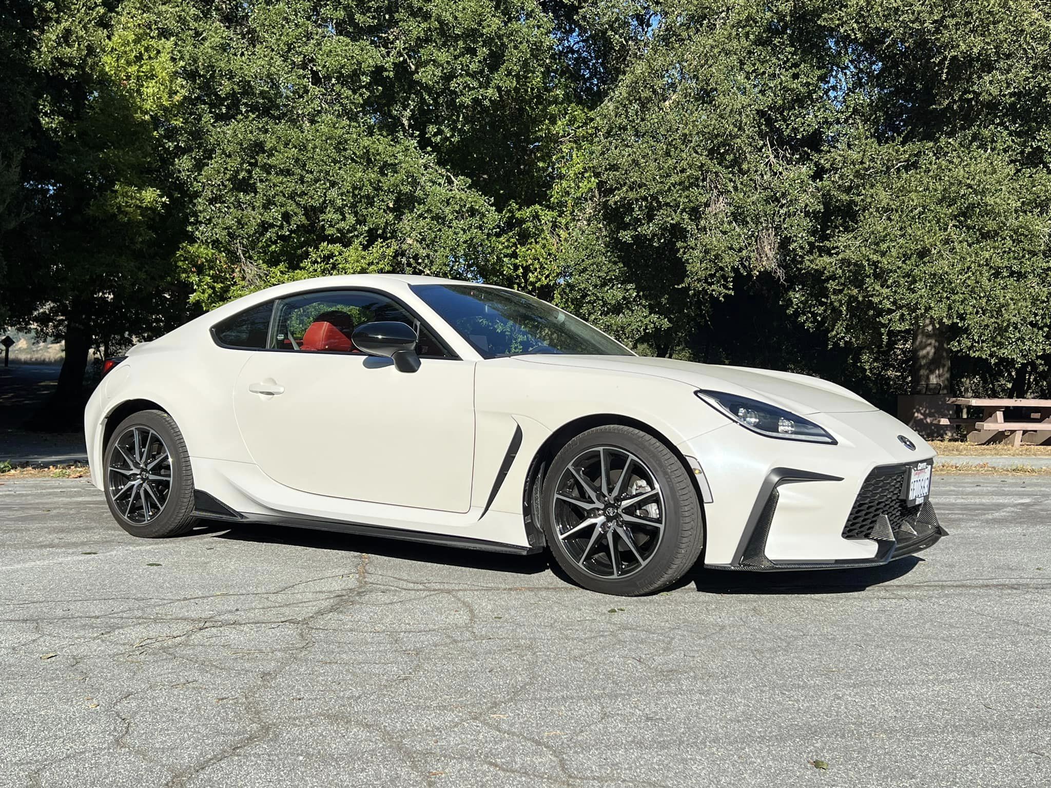 AD-Style Carbon Fiber Side Skirts - Toyota GR86/Subaru