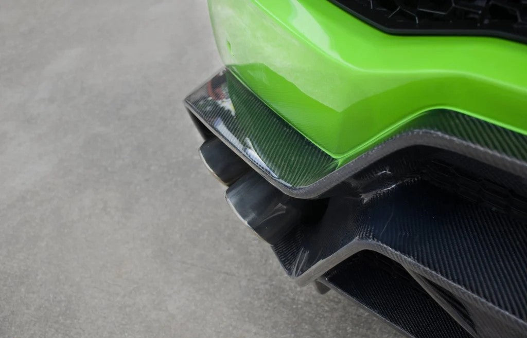 V-Style Dry Carbon Fiber Rear Diffuser - Lamborghini Huracan