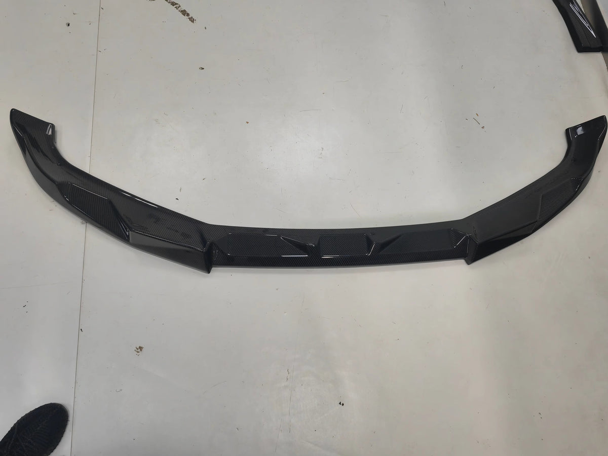 Gloss black/ Carbon fiber Aerodynamic Body Kit - BMW XM G09