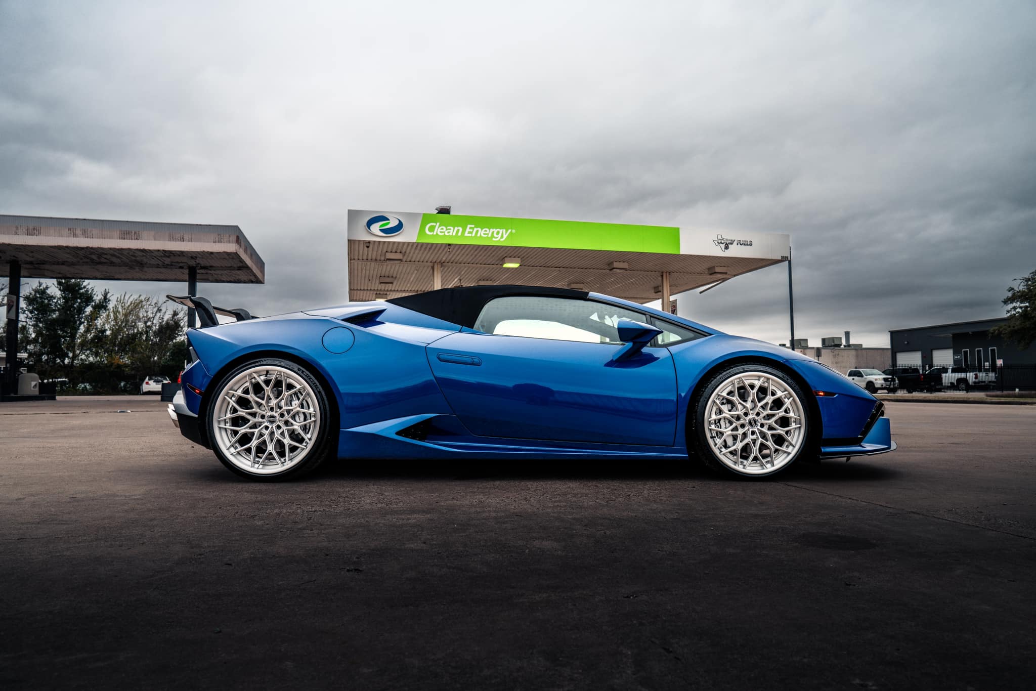 P Style Carbon Fiber Rear Wing -  Lamborghini Huracan