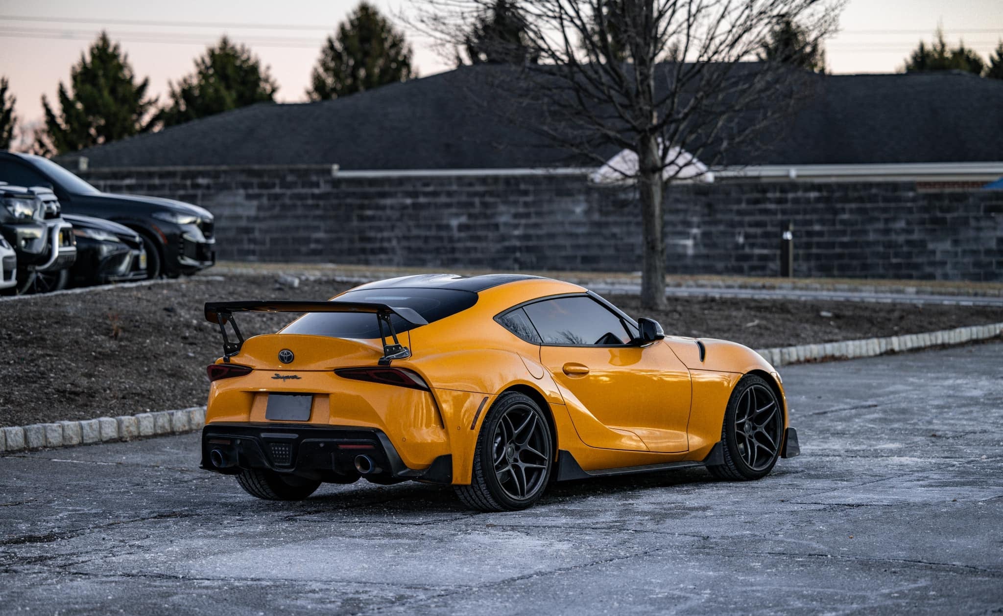 V Style V1 Carbon Fiber Rear Spoiler Wing - Toyota Supra GR A90 A91 MK5